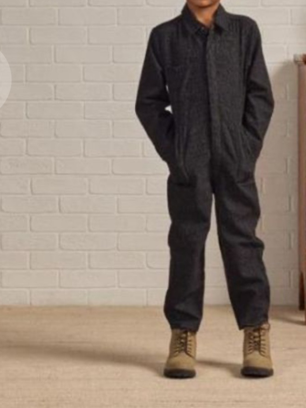 RYLEE + CRU COVERALL JUMPSUIT - BLACK
PINSTRIPE